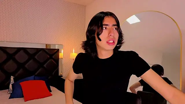 ryo light online show from October 17, 8:33 pm