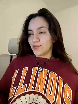 Snapshot of KattyHotson chatting on June 30, 10:11 pm KattyHotson online show from June 30, 10:11 pm