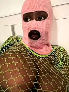 bustyblackebony online show from October 19, 6:52 pm