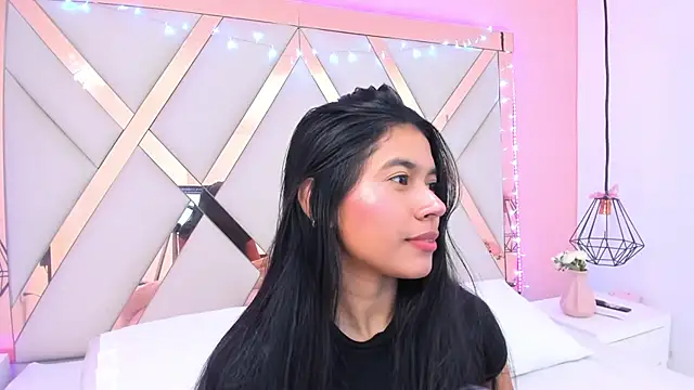 samantaa shy online show from June 27, 3:44 am