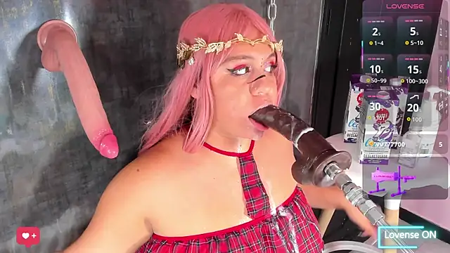 sharlotthe bigass online show from November 15, 11:54 pm