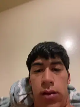 BadboyXXXMZ online show from April 7, 1:17 am