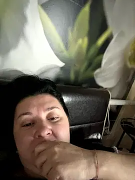 Snapshot of Liza_Will chatting on January 10, 9:00 am Liza Will online show from January 10, 9:00 am