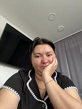 Snapshot of Liza_Will chatting on February 6, 8:07 am Liza Will online show from February 6, 8:07 am