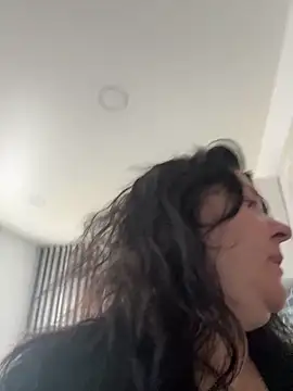 Snapshot of Liza_Will chatting on February 26, 6:23 am Liza Will online show from February 26, 6:23 am