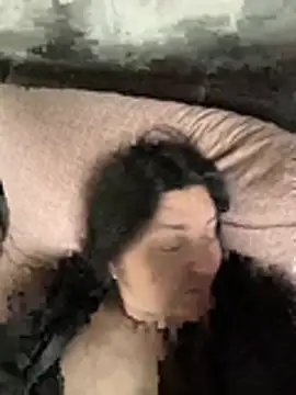 Snapshot of Liza_Will chatting on April 9, 7:14 am Liza Will online show from April 9, 7:14 am