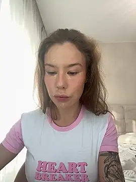 Ashley Roys online show from September 28, 11:15 am