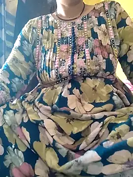 Cuty siya 143 online show from May 11, 3:56 am