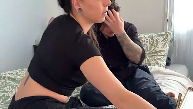 Airelle online show from February 14, 10:23 am