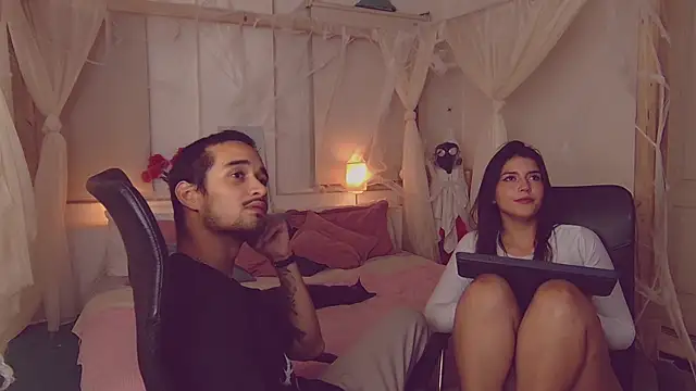 Laila asher online show from October 24, 3:58 am