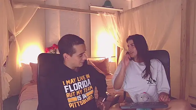 Laila asher online show from November 18, 4:50 am