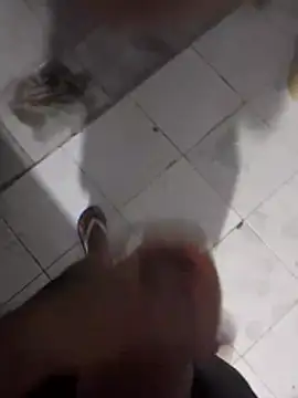 Snapshot of chef82 chatting on January 17, 3:22 am chef82 online show from January 17, 3:22 am