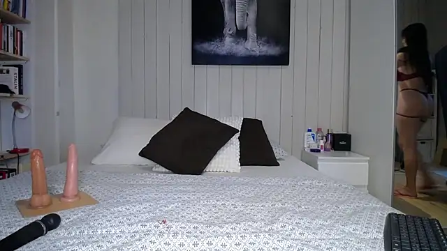 alexa moreti online show from November 20, 9:42 am