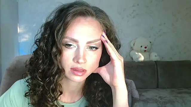 Amber Carrol online show from June 15, 3:36 pm