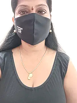 Snapshot of shivani27 chatting on September 25, 7:34 am shivani27 online show from September 25, 7:34 am