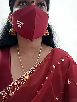 Snapshot of shivani27 chatting on October 10, 6:51 pm shivani27 online show from October 10, 6:51 pm