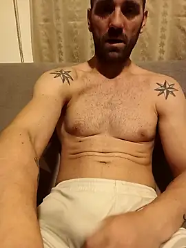 Snapshot of YzabellFabioo chatting on February 24, 11:58 pm YzabellFabioo online show from February 24, 11:58 pm