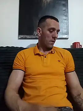 YzabellFabioo online show from April 13, 8:14 pm