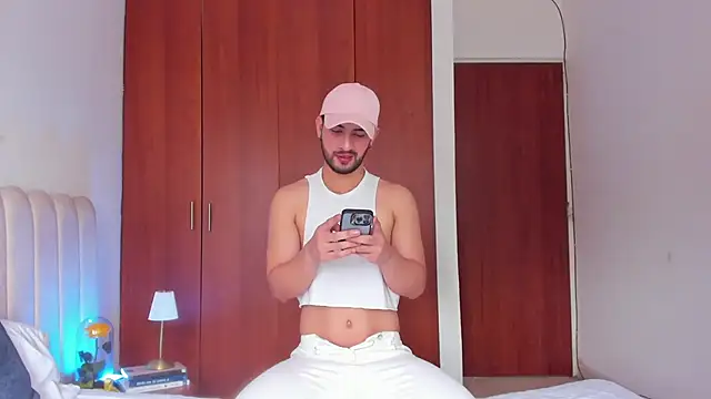 Snapshot of Dark_beauty2 chatting on October 8, 3:53 pm Dark beauty2 online show from October 8, 3:53 pm