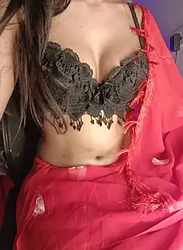 Snapshot of queen_girl_ chatting on October 6, 5:43 pm queen girl  online show from October 6, 5:43 pm