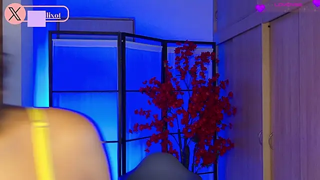 lilijwatson online show from July 16, 3:01 am