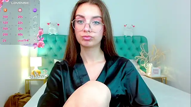 Real cutie1 online show from September 20, 9:27 pm