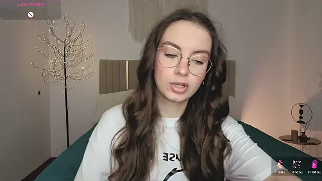 Real cutie1 online show from April 1, 1:41 pm