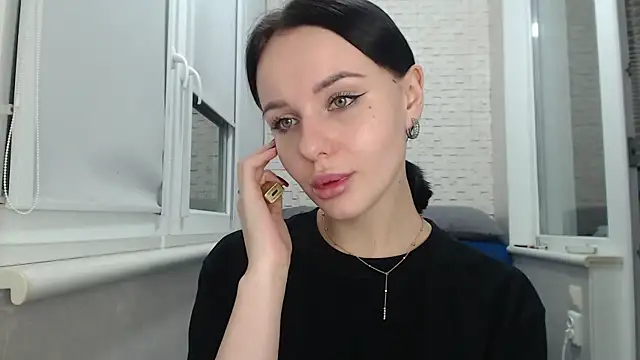 Blair Yates online show from November 16, 11:54 pm