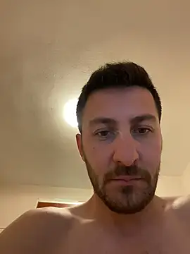 emredenizz07 online show from December 2, 5:52 pm