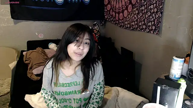 London Ray online show from November 3, 4:03 am