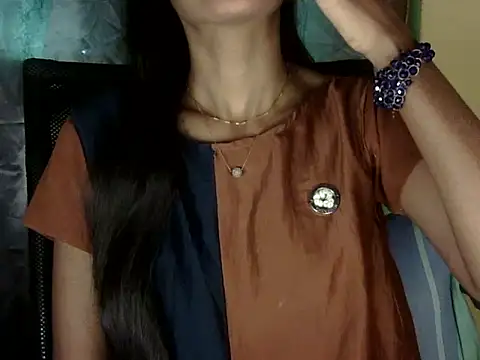 zara Khan0 online show from December 17, 4:40 am