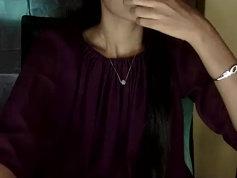 zara Khan0 online show from December 18, 5:02 am