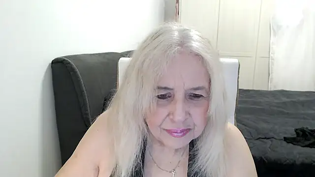 SusiLifeXXX online show from April 9, 8:14 pm