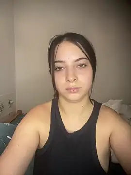 Snapshot of Bella__Booty chatting on October 19, 9:26 pm Bella  Booty online show from October 19, 9:26 pm