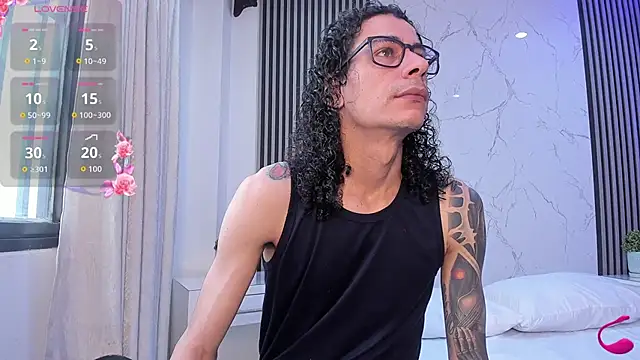 JackAndRosse  online show from December 18, 2:01 pm