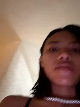 Snapshot of Nia_Desire chatting on September 26, 7:01 am Nia Desire online show from September 26, 7:01 am