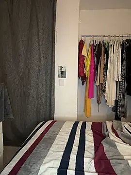 Nia Desire online show from January 10, 6:15 am