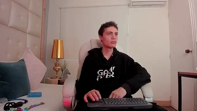 dark sun302 online show from October 7, 9:34 pm