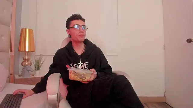 dark sun302 online show from November 13, 9:58 pm