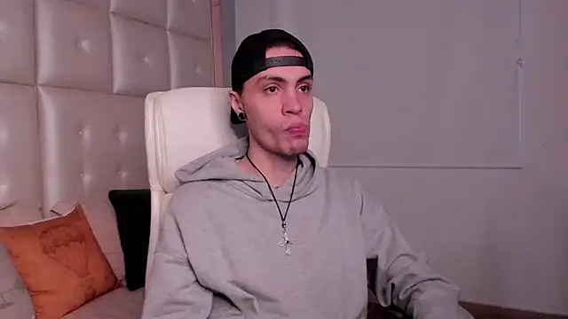 dark sun302 online show from February 11, 9:20 pm