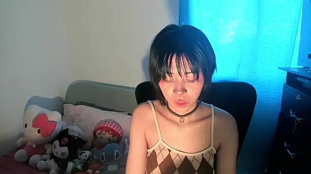 dolliette24 online show from September 21, 7:15 pm