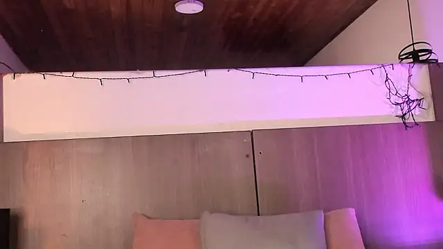 Snapshot of Violet_carson chatting on March 12, 1:17 pm Violet carson online show from March 12, 1:17 pm