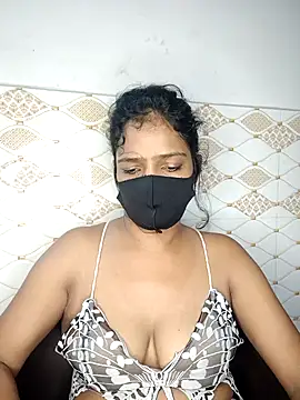 Snapshot of SonY-CaM2 chatting on May 11, 7:11 pm SonY-CaM2 online show from May 11, 7:11 pm