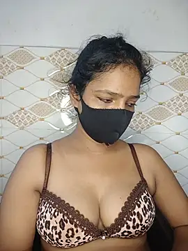 Snapshot of SonY-CaM2 chatting on May 21, 9:33 pm SonY-CaM2 online show from May 21, 9:33 pm
