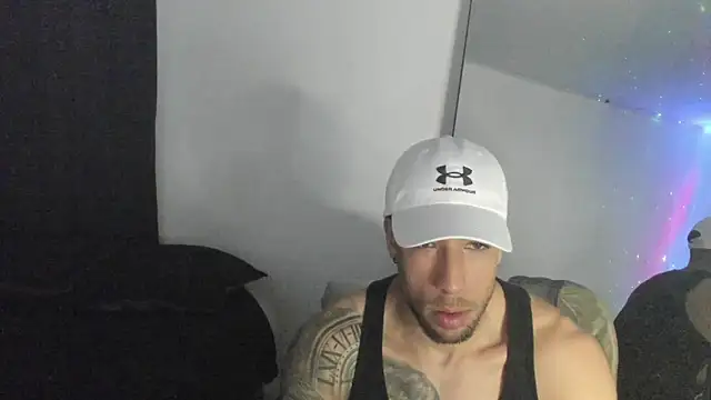 ThiagoLugo online show from March 30, 3:18 am