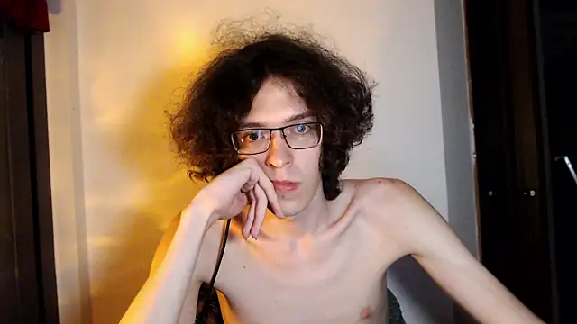 LovesomeCookie online show from May 3, 3:51 pm