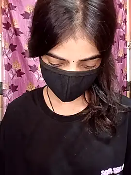 Snapshot of Queen_Pooja7 chatting on October 8, 4:37 pm Queen Pooja7 online show from October 8, 4:37 pm