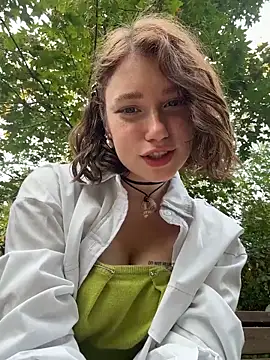 lucy-joy online show from September 21, 12:18 pm