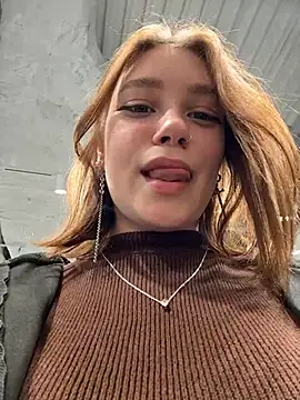 lucy-joy online show from November 20, 12:27 pm