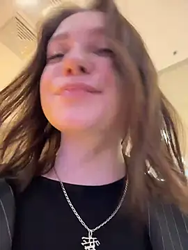 lucy-joy online show from March 12, 11:38 am